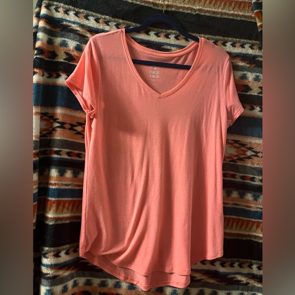 Coral, short sleeve shirt
